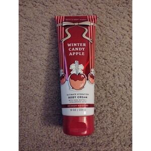 Bath & Body Works Winter Candy Apple Ultimate Hydration Body Cream – 8oz